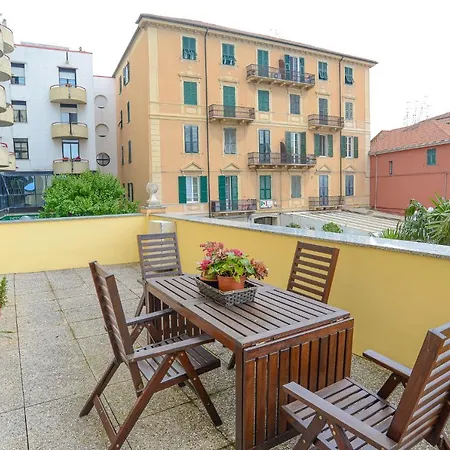 La Piazza - Casa Vacanze *