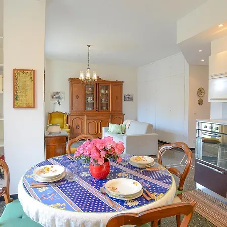 Apartment La Piazza - Casa Vacanze Vado Ligure
