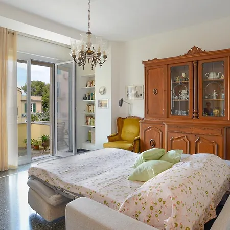 La Piazza - Casa Vacanze Vado Ligure